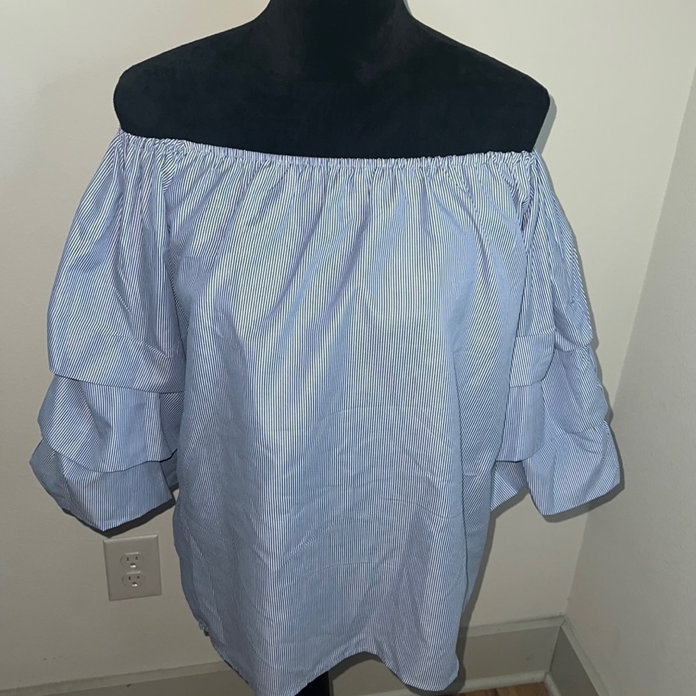 Vivid‎ Importers of NY blue white pin stripes off the shoulder layered sleeves L